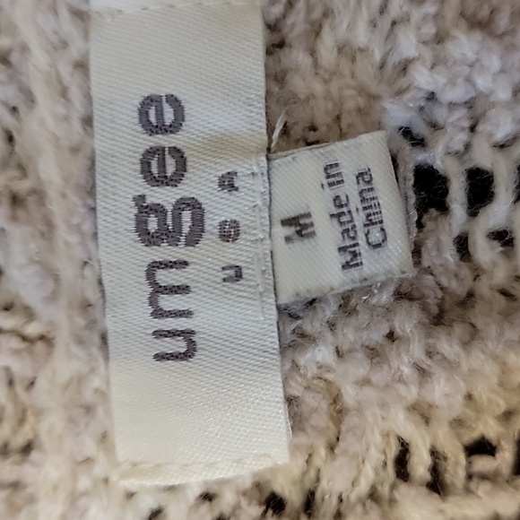Umgee Cream Fringed Cable Knit Sweater - Picture 3 of 6